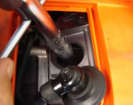 雙輸出液壓機(jī)動(dòng)泵維修維護(hù)指導(dǎo)說明書(圖4)