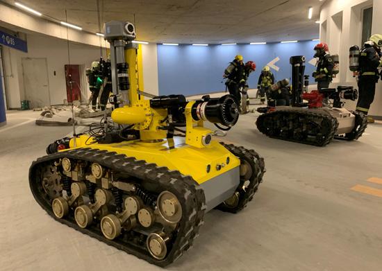 消防機(jī)器人、水下航行器…北京應(yīng)急救援新添“機(jī)器戰(zhàn)警”
