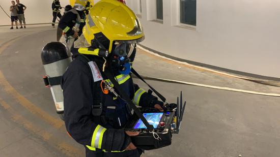 消防機器人、水下航行器…北京應急救援新添“機器戰(zhàn)警”(圖3)